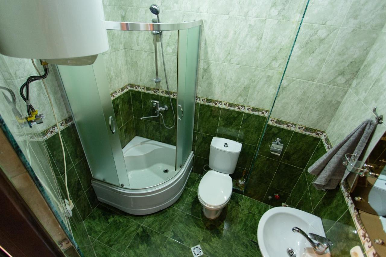 Apartments In The Historical Center Of Batumi, Near The Seaside Park Exteriör bild