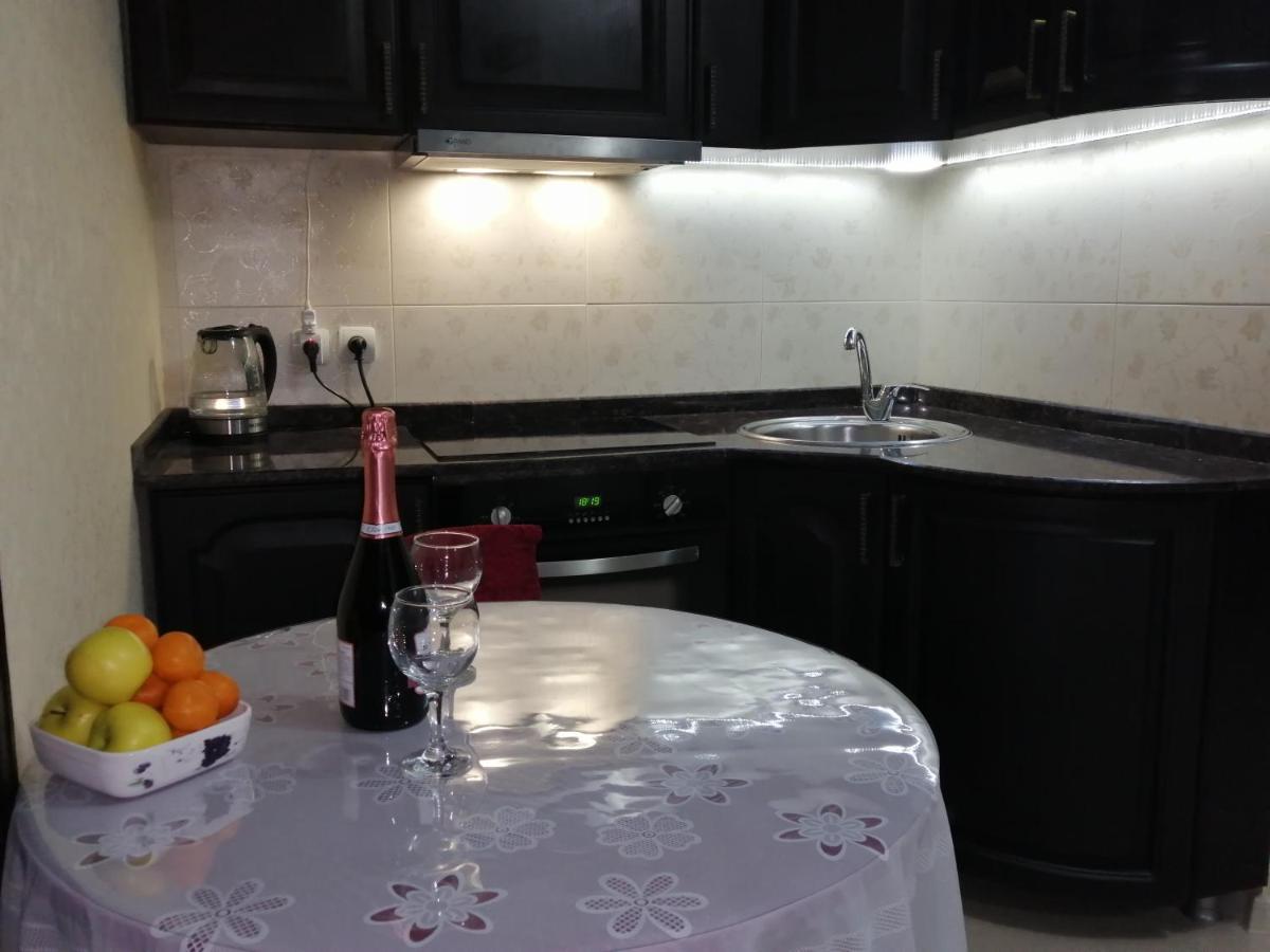Apartments In The Historical Center Of Batumi, Near The Seaside Park Exteriör bild